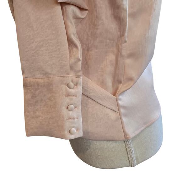 NWT Drape Plunging Satin Blush Bouse Sz Small - Picture 4 of 6